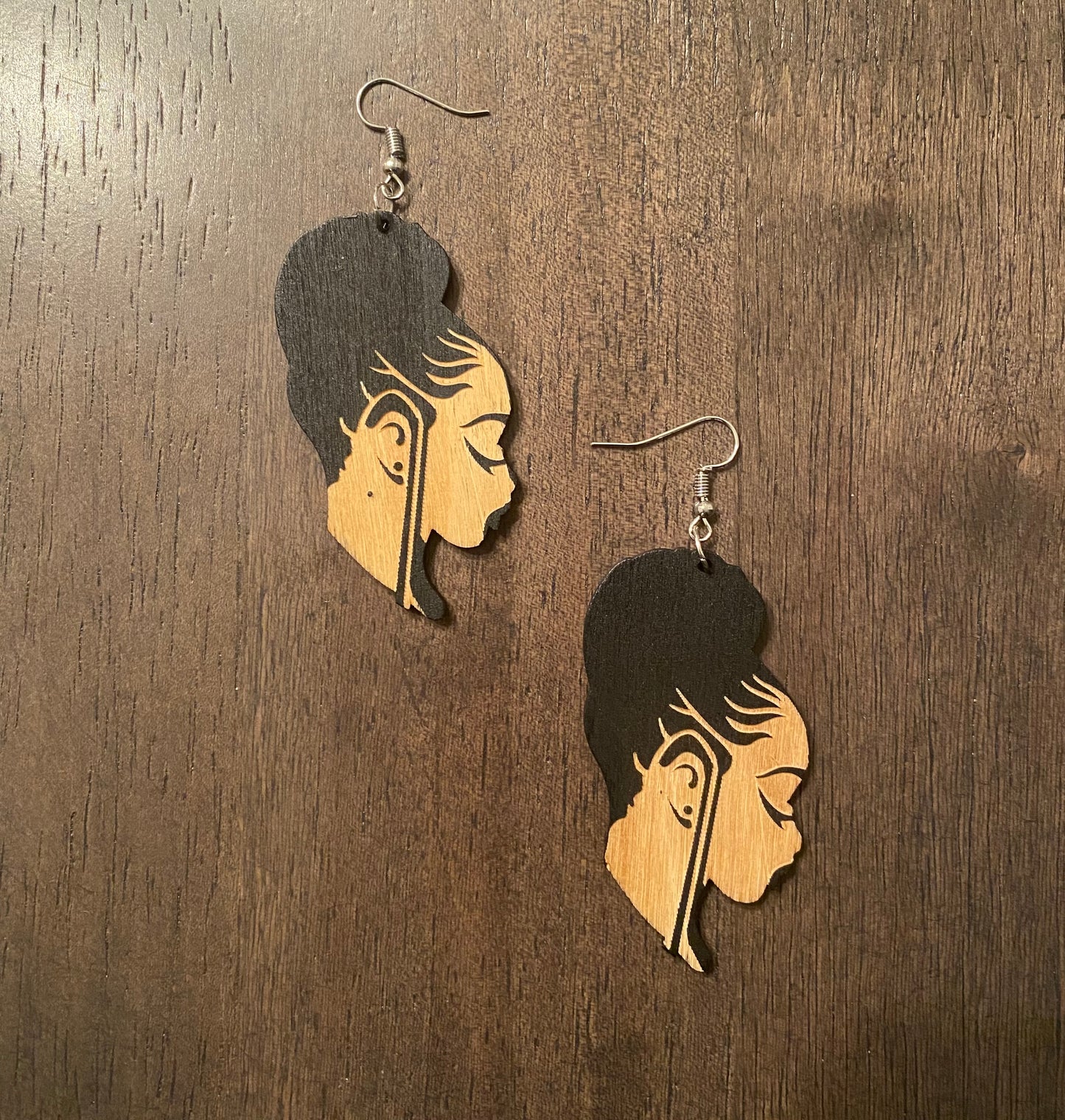 Sista Queen Earrings