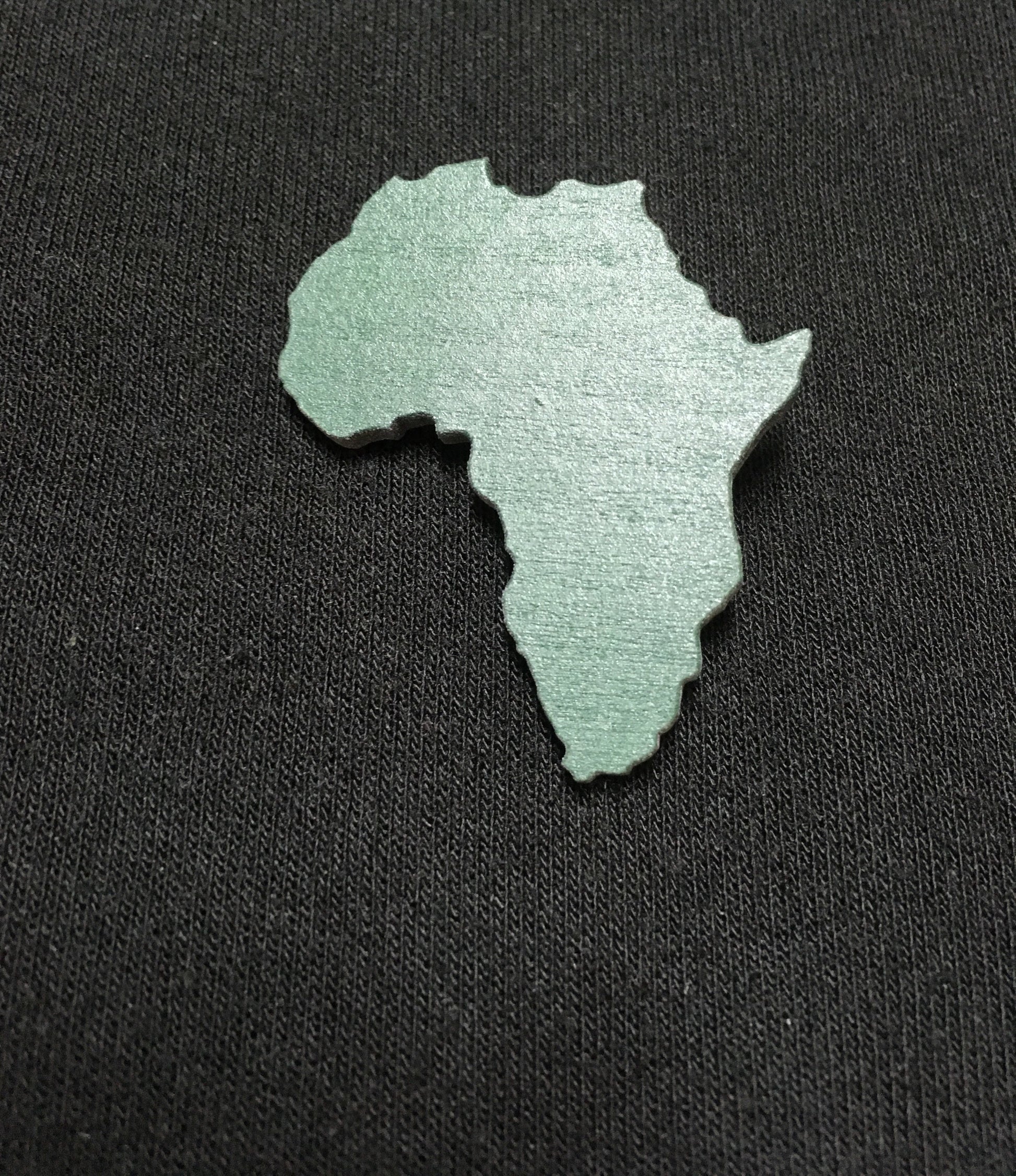 Wooden Africa Brooch - Natural Couture