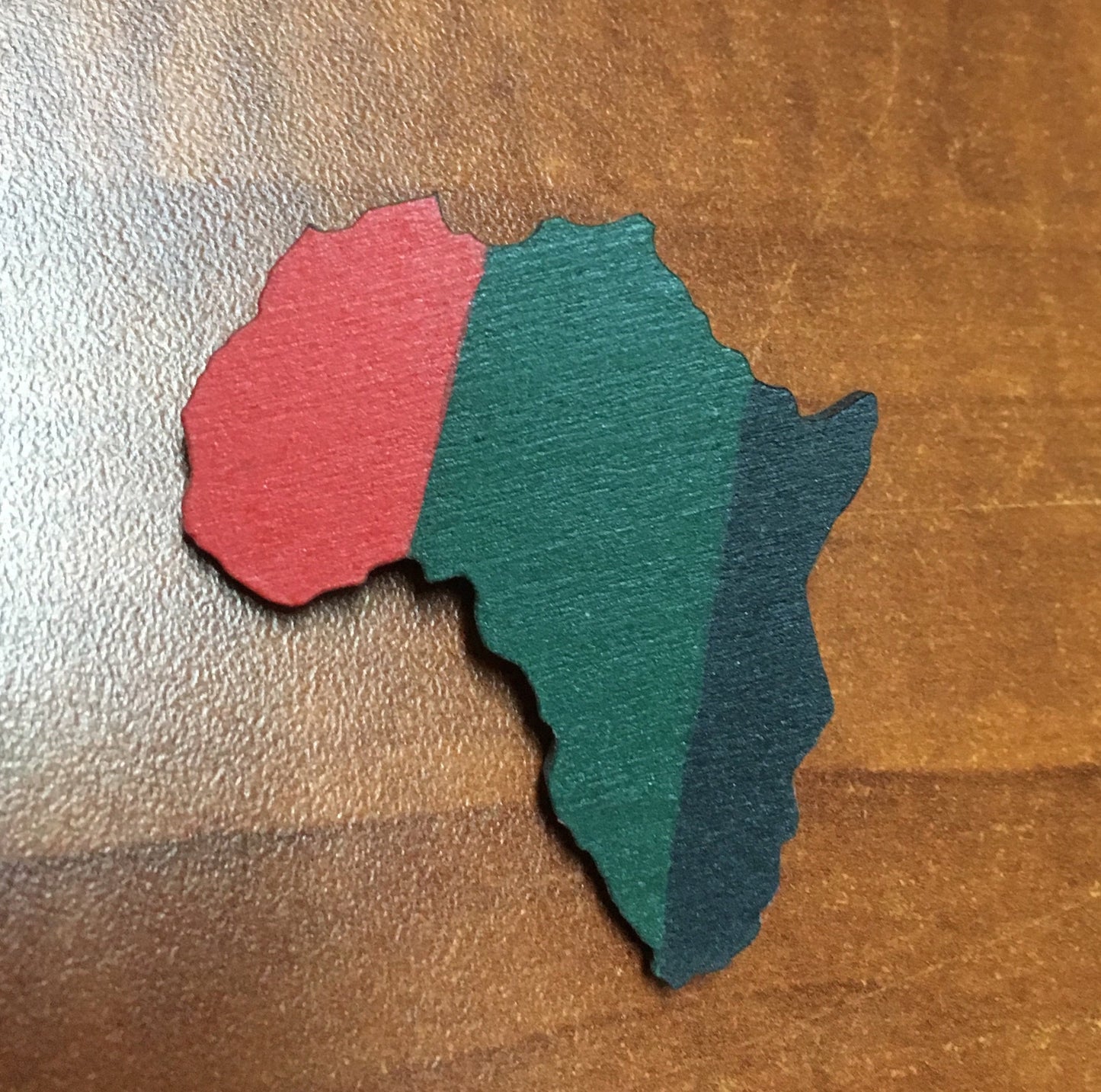 Wooden Africa Brooch - Natural Couture