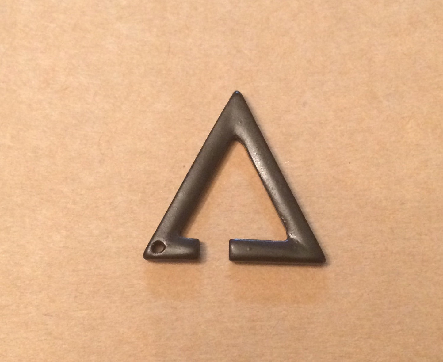 Pyramid Ear Clip - Natural Couture