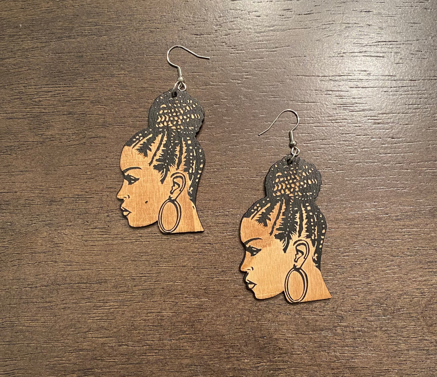 Sista Queen Earrings